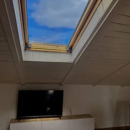 Cozy Attic With Terrace Durres