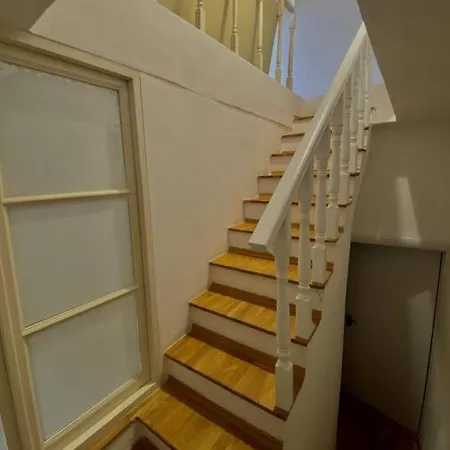 公寓 Cozy Attic With Terrace