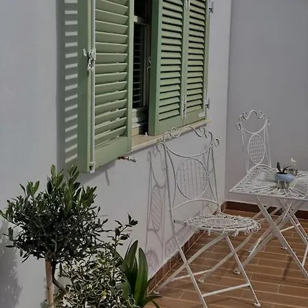 Apartment Cozy Attic With Terrace