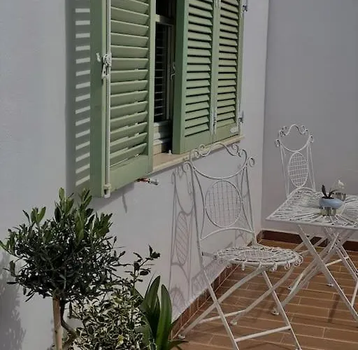 Apartment Cozy Attic With Terrace