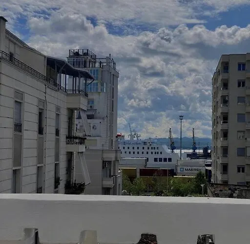 Apartment Cozy Attic With Terrace
