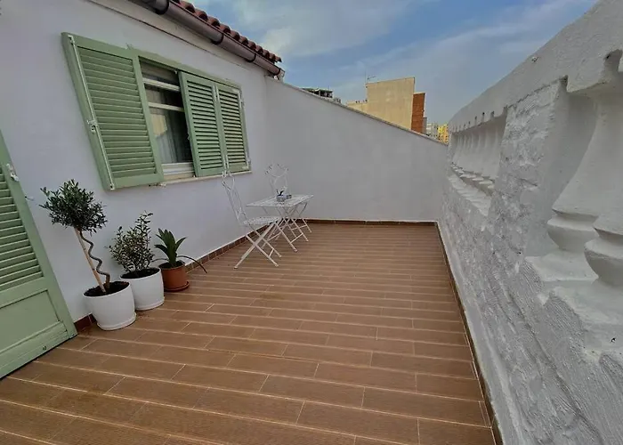 Apartment Cozy Attic With Terrace *
